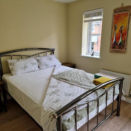 Private Room Manchester Dış mekan fotoğraf